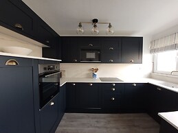 Sea View 3 Bedroom Seaside Property