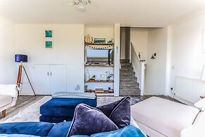 Sea View 3 Bedroom Seaside Property