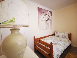 Sea View 3 Bedroom Seaside Property