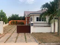 Remarkable 2-bed House in Danfa, Oyarifa
