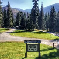 Lochsa Lodge Resort