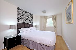 Deluxe and Secure Apartment Close to Aberdeen City Centre