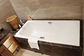 La Quinta by Wyndham Weifang South