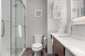 Hampton Inn by Hilton Kingston