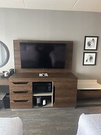 Hampton Inn by Hilton Kingston