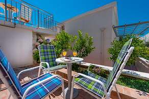 Villa Borna Apartments