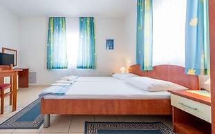 Villa Borna Apartments