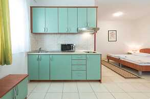 Villa Borna Apartments