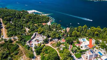 Villa Borna Apartments