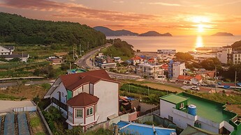 Geoje Araon Pension
