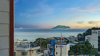 Geoje Araon Pension