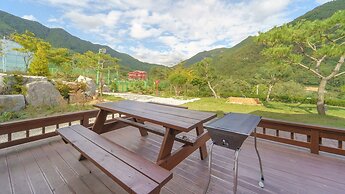 Pocheon Swimpyo Pension