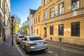 Old Town Residence - Premium Aparthotel