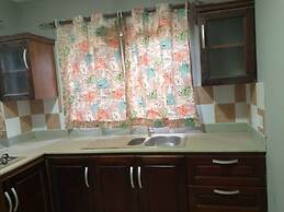 Oyibi New Furnished House - Charming 3 Bedroom