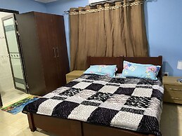 Oyibi New Furnished House - Charming 3 Bedroom