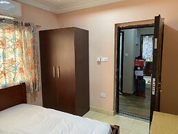 Oyibi New Furnished House - Charming 3 Bedroom