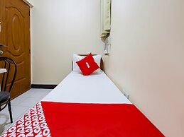 OYO 836 E & H Residences