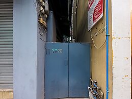 OYO 836 E & H Residences