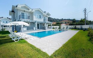 Remarkable 6-bed Villa Zambak Dalyan