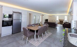 Remarkable 6-bed Villa Zambak Dalyan