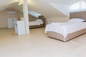 Remarkable 6-bed Villa Zambak Dalyan