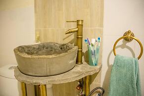 5-bed Lakeview Villa With Roofterrace and Kidspond