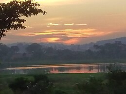 5-bed Lakeview Villa With Roofterrace and Kidspond