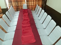 Hotel Deewan-e-Aziz International