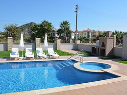 Stunning 4-bed Villa Konak Private & Pool