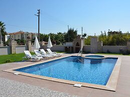 Stunning 4-bed Villa Konak Private & Pool