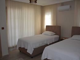 Stunning 4-bed Villa Konak Private & Pool