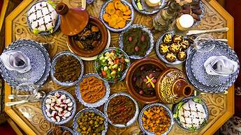 Room in B&B - Riad Authentic Palace & Spa - Royale Suite Al Cazar