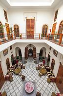 Room in B&B - Riad Authentic Palace & Spa - Al Bartal