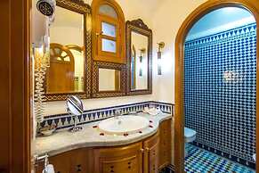 Room in B&B - Riad Authentic Palace & Spa - Suite Andalouse