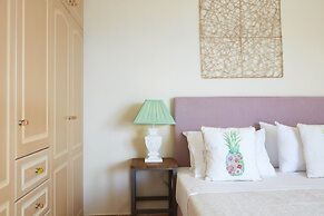 Longobardi Sea Front Villa Chania Greece