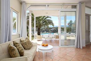 Longobardi Sea Front Villa Chania Greece