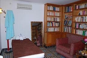 Room in B&B - Riad Authentic Palace & Spa - Rayhana