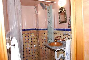 Room in B&B - Riad Authentic Palace & Spa - Rayhana