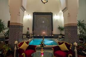 Room in B&B - Riad Authentic Palace & Spa - Mabrouka