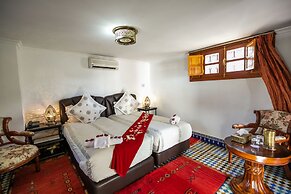 Room in B&B - Riad Authentic Palace & Spa - Jawhara