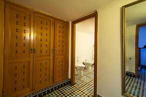 Room in B&B - Riad Authentic Palace & Spa - Suite Al Ambra