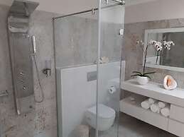 Beachfront Loft in Puerto de Mogan by El Sirocco