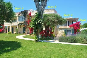 House Lemoni, Apartment B - Pelekas, Corfu