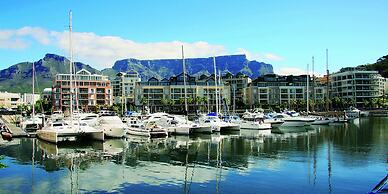 One Bedroom Apartment - Fully Equipped Waterfront Based, V&a Marina Re