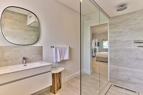 Studio in Camps Bay - 40m From Beach