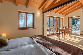 Holiday House in Pula 30 m From the sea