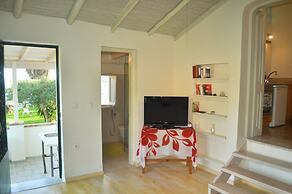 House Lemoni, Apartment A With Terrace and Balcony - Pelekas, Corfu