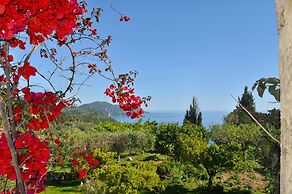 House Lemoni, Apartment A With Terrace and Balcony - Pelekas, Corfu