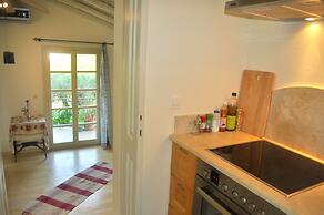 House Lemoni, Apartment A With Terrace and Balcony - Pelekas, Corfu