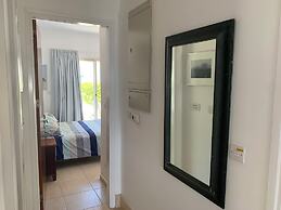 Beachfront Family Holiday Villa Perivolia